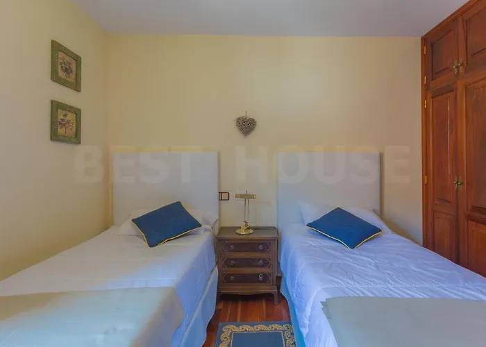 Appartement Fantastic Rural House With Pool And Terrace